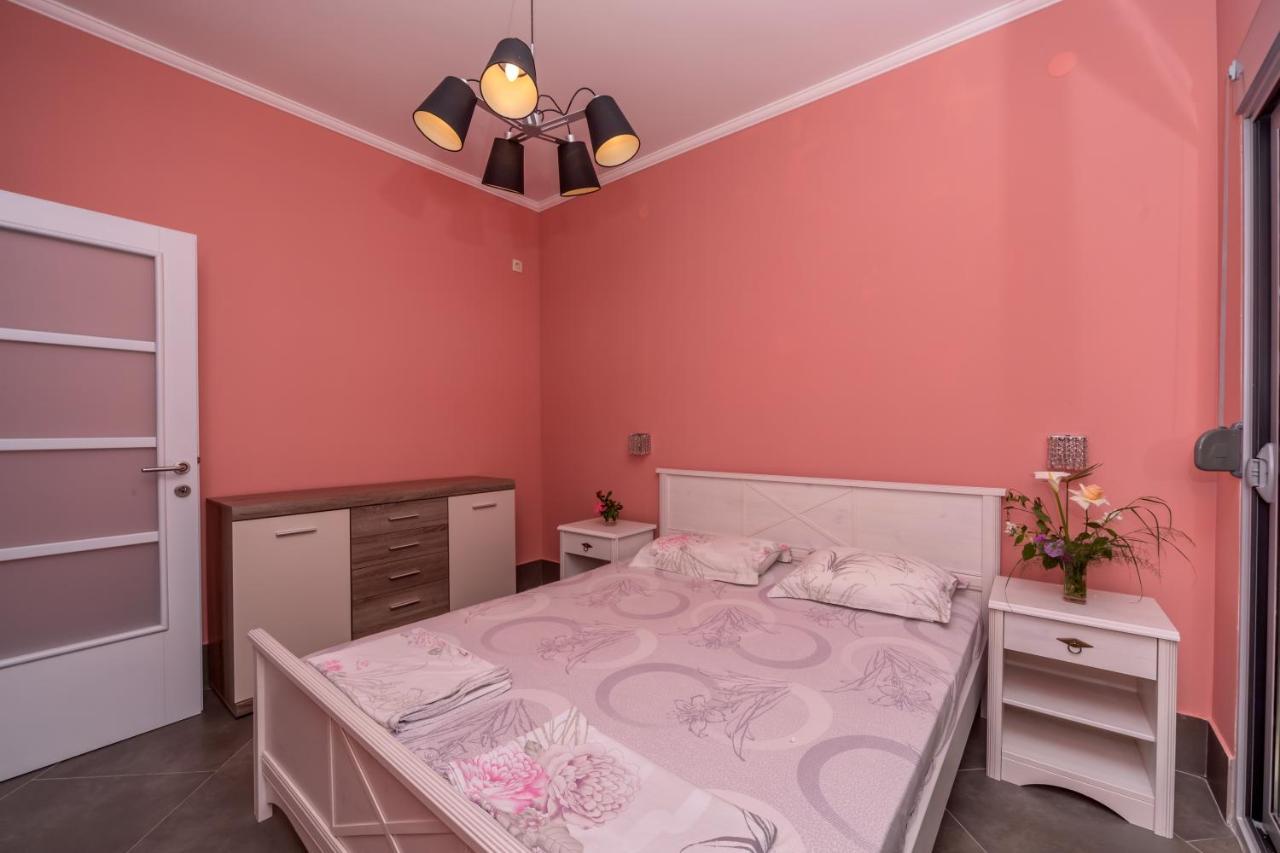 Villa Montenegrina Petrovac Εξωτερικό φωτογραφία