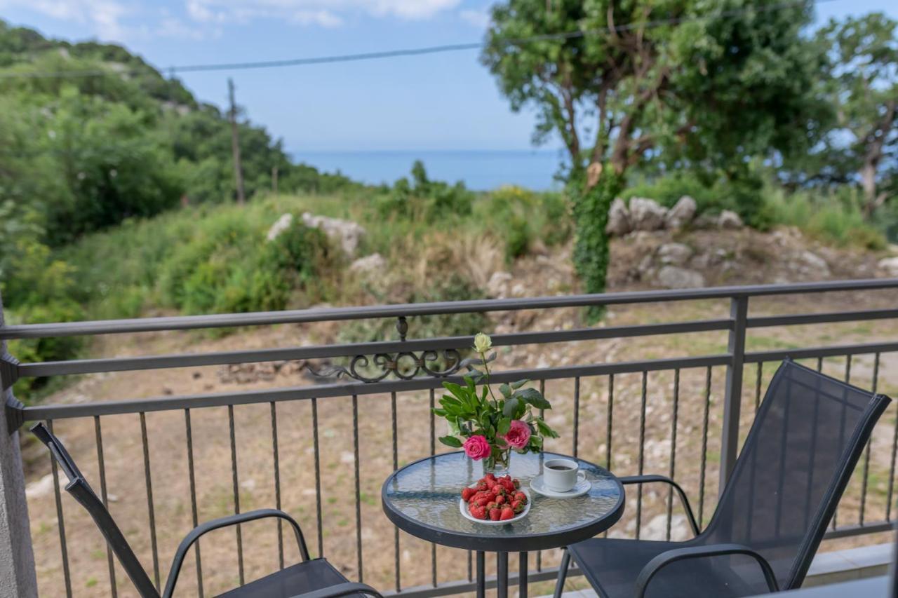 Villa Montenegrina Petrovac Εξωτερικό φωτογραφία